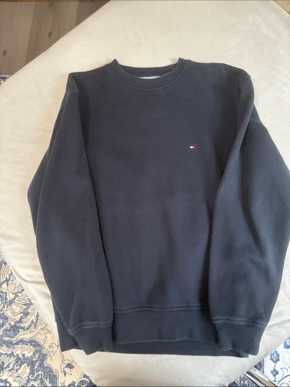 Tommy Hilfiger Black Crewneck Sweatshirt with Small Flag Logo